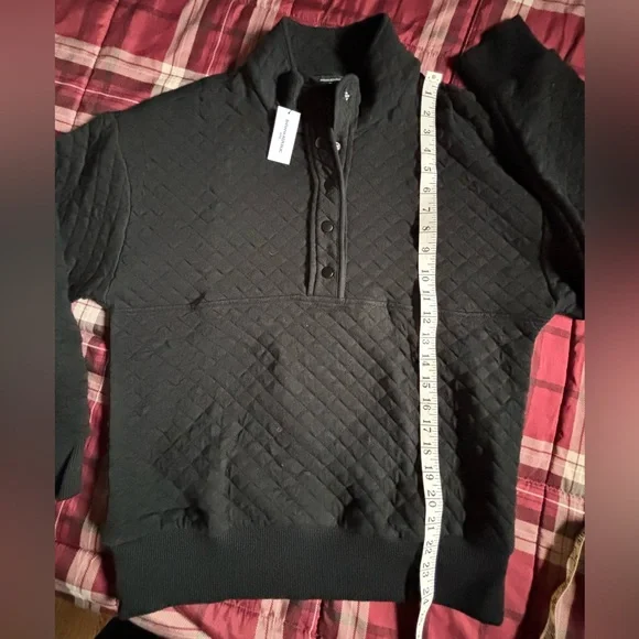Banana Republic Black Quilted Half-Snap Sweatshirt - Picture 5 of 5